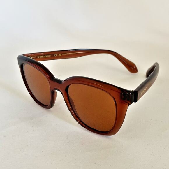 FERRAGAMO Logo Plastic Cat-Eye Sunglasses - Picture 5 of 10